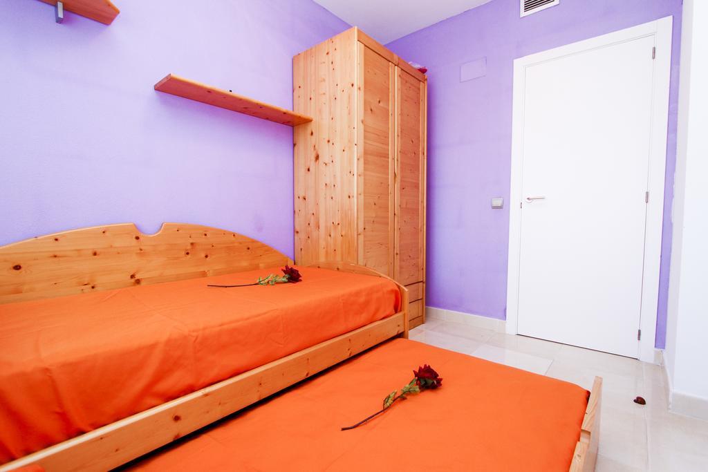 J Tramuntana Planet Costa Dorada Appartement Salou Kamer foto